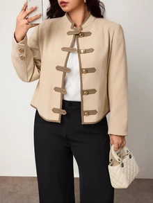 Enliva Jaket Lengan Panjang Ukuran Besar Bergaya Vintage dengan Kantong Kancing Katak - Aprikot - View 3