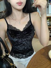 DAZY 女款素色對比蕾絲時尚優雅背心上衣 秋季 - 黑色 - 查看 6
