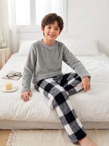 2件組男孩秋冬針織舒適柔軟雙面刷毛灰色圓領長袖上衣與黑白格紋長褲居家休閒服，男孩最佳禮物，居家穿著，百搭時尚，最佳選擇 - 彩色 - 查看 2