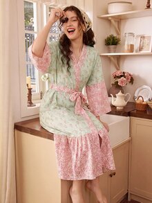 Tulorae روب نسائي بأكمام طويلة بتصميم رقعات من طباعة النمر بألوان متباينة وطباعة زهور صغيرة - متعدد الألوان - مشاهدة 3