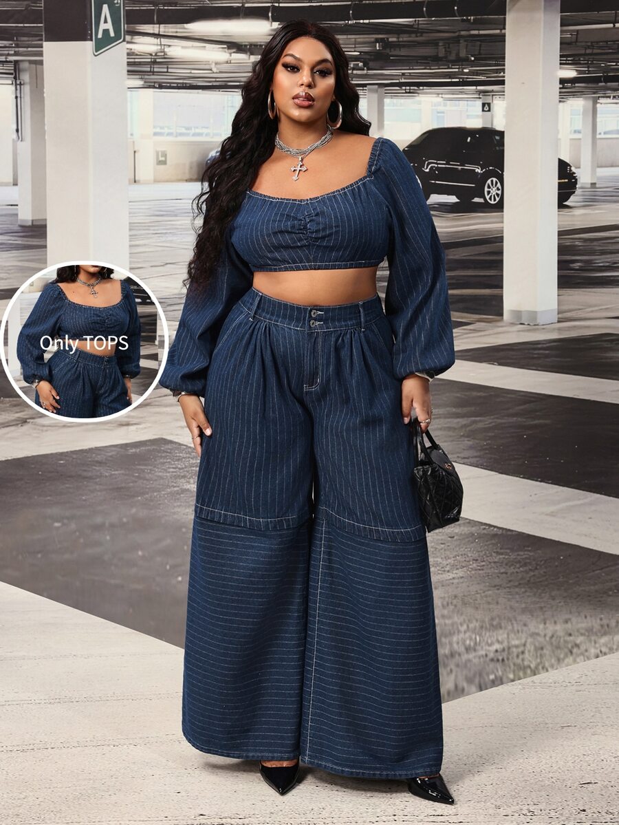 Slaydiva Randig långärmad kort denimtopp med veck för kvinnor i plus size, utan stretch - Mörktvätt - Visa 1