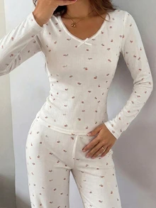 DAZY 2pcs/Set Women's Lace Patchwork Sweet Ditsy Floral Fitted Long Sleeve T-Shirt & Straight Leg Long Pajama Pants Sleepwear Set - White - View 6
