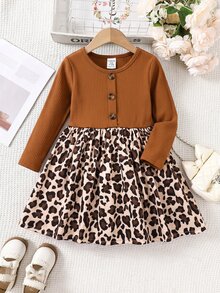 SHEIN Gaun Rajut Kasual Lucu Motif Leopard Lengan Panjang Longgar untuk Bayi Perempuan - Coklat - View 4