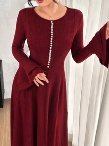 Yasmyna Early Autumn Vibe Jacquard Knit Dress, Slimming Fitted Long Flared Dress, Gentle Style - Burgundy - View 4