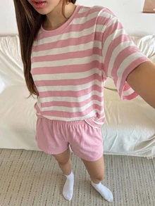 DAZY Minimalist Round Neck T-Shirt Top & Plaid Pants Loungewear Set - Pink - View 6