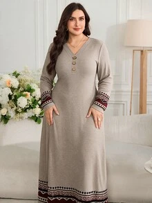 Al Najma Plus Size Women's Patchwork Geometric Print Long Sleeve Button Design Casual Arabian Dress - Light Grey - View 4