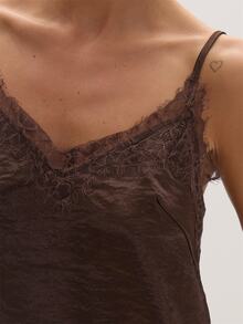 MUSEYN Women's French Lace Patchwork Asymmetrical Hem Camisole Top - Brown - View 6