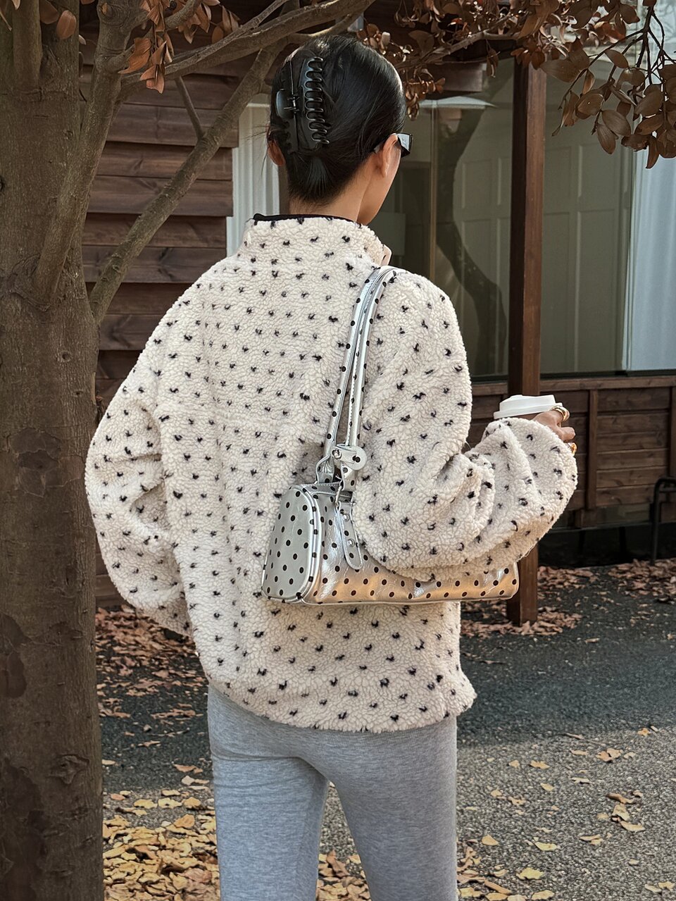 Cream White Polka Dot Lamb Fleece Round Neck Button Half-Placket Loose Long Sleeve Casual Sweatshirt