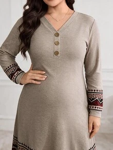 Al Najma Plus Size Women's Patchwork Geometric Print Long Sleeve Button Design Casual Arabian Dress - Light Grey - View 3