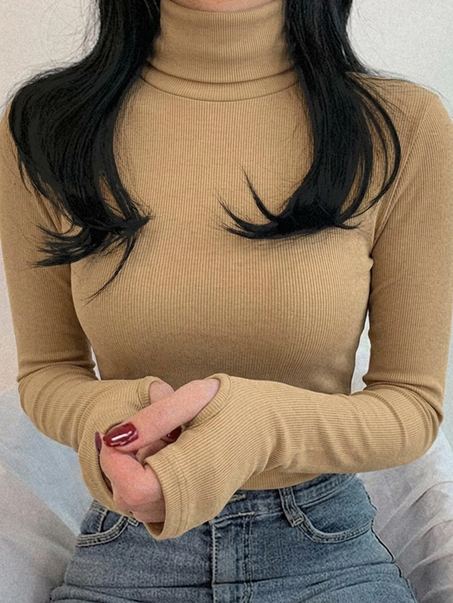 DAZY 女款純色修身百搭長袖T恤,適合日常穿著 - 綠色 - 查看 1