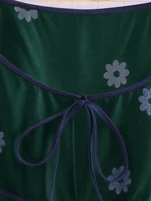 SHEIN Clasi 女款大尺碼圓領印花休閒外出上衣 - 綠色 - 查看 4