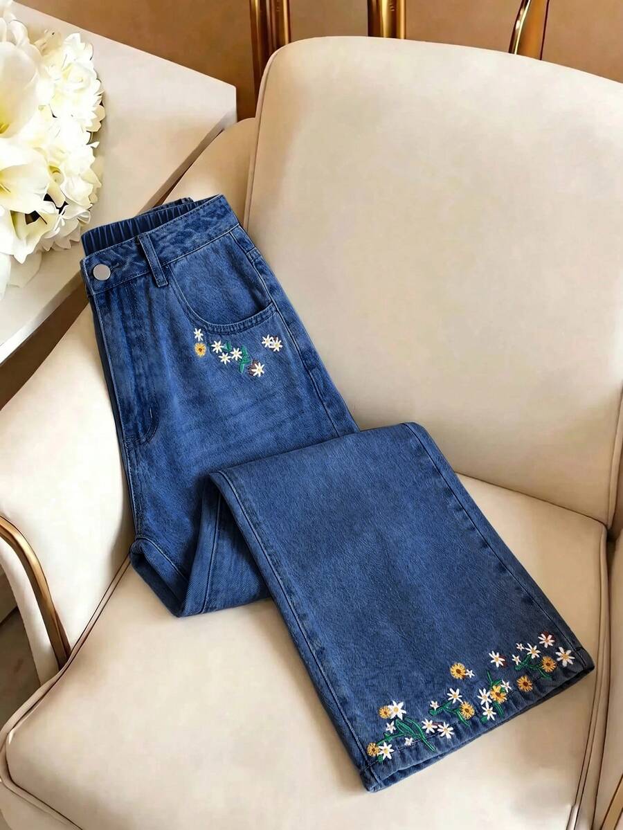 GlowEve CURVE Celana Jeans Denim Saku Kancing Bordir Serbaguna Ukuran Plus, Formal Pantai Biru dan Kuning, Kasual Musim Panas, Peri - Dark Wash - View 1