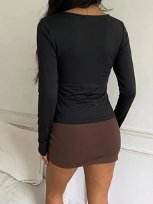 CovetEZ 休閒極簡黑色 95% 棉女款方領長袖 T 恤，秋冬百搭內搭層 - 黑色 - 查看 2
