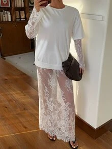 Aloruh Minimalist Romantic Elegant Commuter White New Autumn/Winter Lace Patchwork Oversized Women's T-Shirt + Full Lace Skirt Two Pieces Set Vacation - White - View 4
