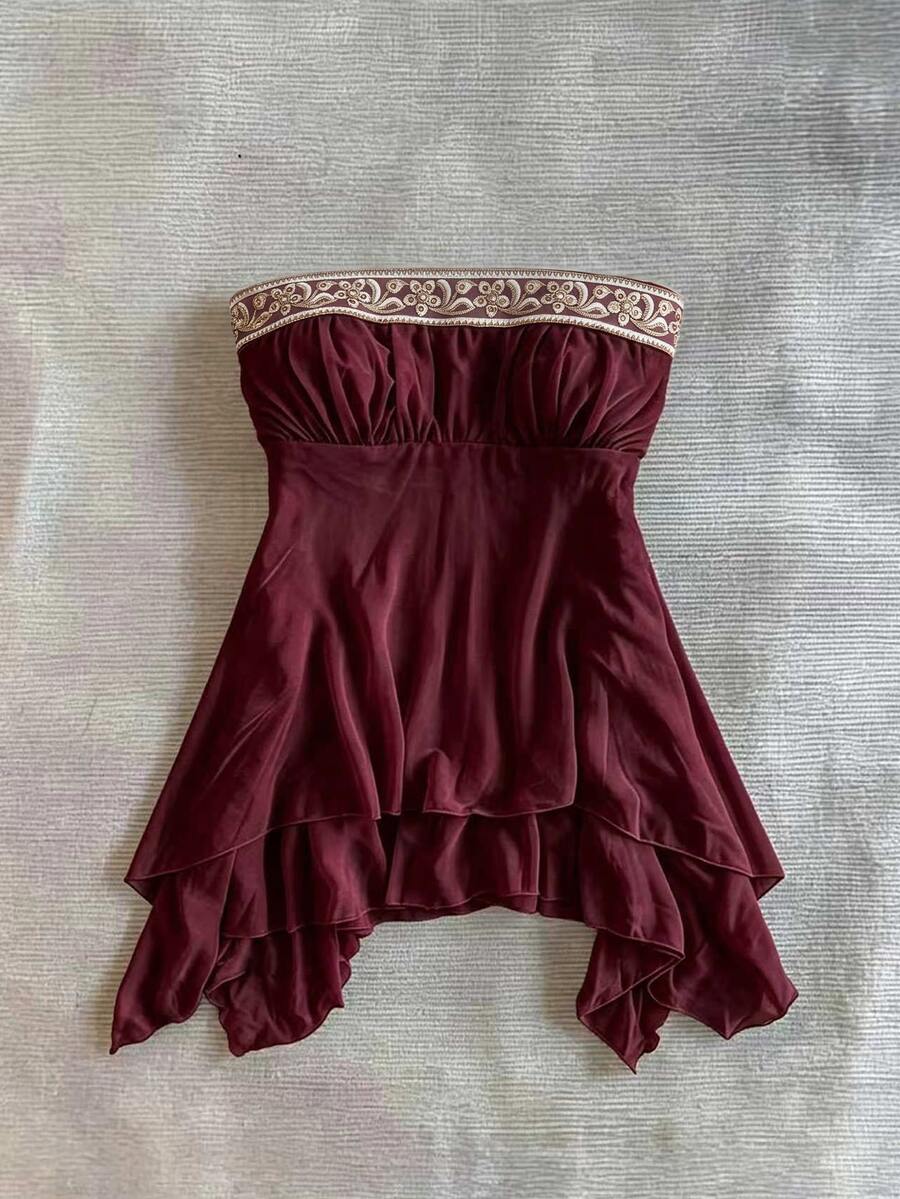 IslaSuriya Women's Lace Patchwork Asymmetrical Hem Tube Top - Burgundy - View 1