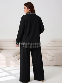 SHEIN EZwear 大尺碼休閒格紋拼接 2 合 1 運動衫與抽繩腰長褲 2 件套 - 黑與白 - 查看 3