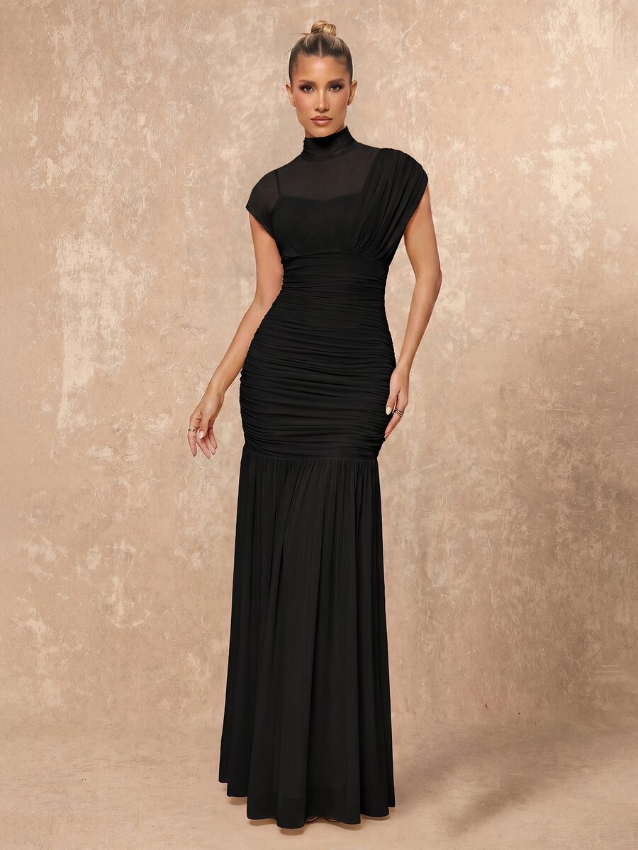 Lumalex Rok Bodycon Lengan Pendek Kerah Tinggi Bahan Jala Lembut yang Mengalir dengan Pinggang Berkerut dan Model Mengembang Penuh - Hitam - View 1