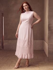 MOTF PREMIUM FASHIONABLE ELEGANT DESIGN LUXURY LACE PATCHWORK FLORAL PLEATED SLEEVELESS PLUS SIZE DRESS - Pink - View 1