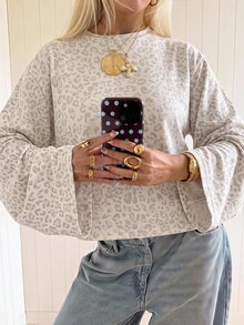 SHEIN EZwear 海外長袖奶油白豹紋印花T恤，秋季上衣，適合日常通勤、聚會、秋冬/夏季、聖誕節、新年、感恩節、派對、婚禮、海灘、畢業典禮、優雅、外出、約會、通勤、情人節、優雅、度假、Y2K、畢業典禮等場合 - 彩色 - 查看 1