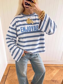 SHEIN EZwear 海外長袖清新草莓白奶油條紋T恤，秋季上衣，適合日常通勤、聚會、秋冬/夏季、聖誕節、新年、感恩節、派對、婚禮、海灘、畢業典禮、優雅、外出、約會、通勤、情人節、度假、Y2K、畢業典禮等場合 - 彩色 - 查看 4