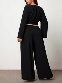 Truni Plus-Size Women's Elegant V-Neck Fitted Top And Trousers SetPear Body,Triangle Body - Black - View 2