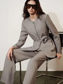 Aveloria Modichic European And American Style Autumn/Winter New Fashion Versatile Solid Color Diagonal Stripe Round Neck 3D Floral Decor Blazer And Pants Suit Set For Women - Khaki - View 3