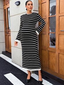 MaterniWear Gaun Hamil Motif Garis Kasual untuk Harian, Musim Panas dan Traveling - Hitam - View 6