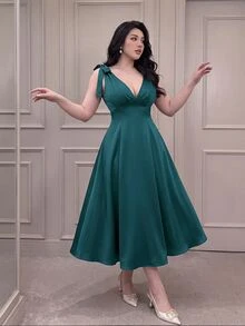 Vibekara Plus Size Fashion V-Neck Tie Bow Open Back High-End Waist-Cinching Maxi Dress - Dark Green - View 6
