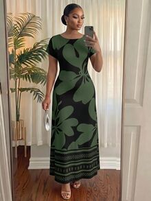 SHEIN Lady CURVE Gaun Ukuran Besar Leher Bulat Lengan Pendek Motif Botanis untuk Pesta, Kencan Malam, Liburan, Musim Panas, Warna Hitam Elegan - Hijau Tentara - View 6