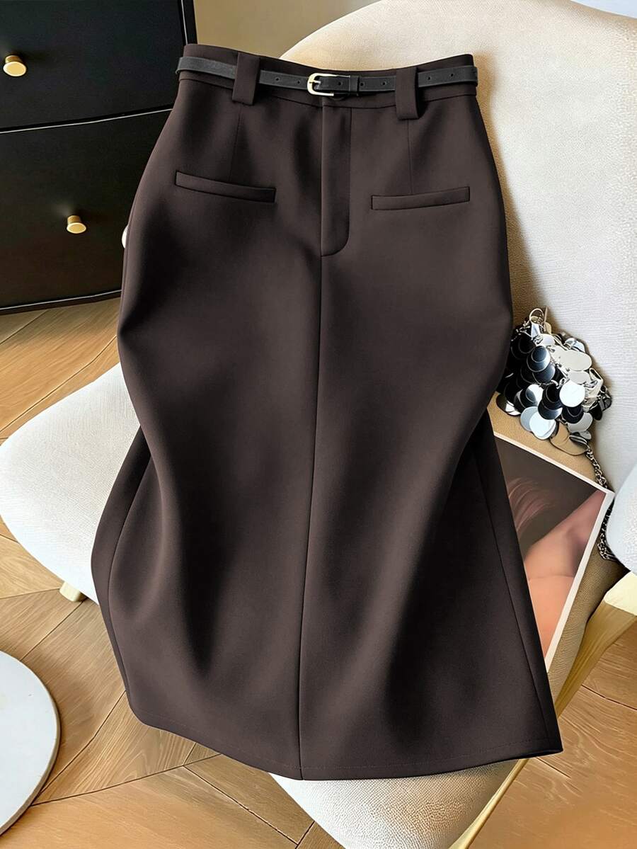 Franclia Rok A-Line Kerah Putih dengan Belahan Samping, Model Plus Size, Terbuat dari Tenun dengan Sabuk Pinggang yang Dikencangkan - Coklat - View 1
