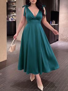 Vibekara Plus Size Fashion V-Neck Tie Bow Open Back High-End Waist-Cinching Maxi Dress - Dark Green - View 5