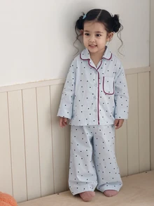 DAZY ملابس منزلية كاجوال بطراز كوري مع طباعة شاملة وياقة مطوية للرضع/الأطفال الصغار (البنات) - الأزرق - مشاهدة 5