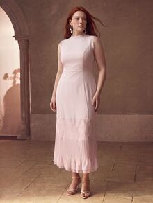 MOTF PREMIUM FASHIONABLE ELEGANT DESIGN LUXURY LACE PATCHWORK FLORAL PLEATED SLEEVELESS PLUS SIZE DRESS - Pink - View 4