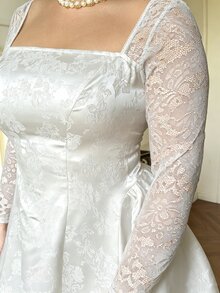 Lyrianda 大尺碼蕾絲平口露背綁帶長袖洋裝 - 白色 - 查看 7