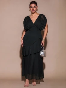 SHEIN BAE CURVE Gaun Pinggang Tinggi Kerah V Lengan Kelelawar dengan Keliman Asimetris - Hitam - View 1