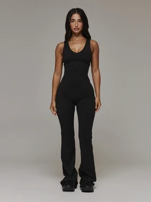 Musera Sport V Neck Sleeveless Fitted Dipped Logo Print Back Fitted Flare Soft Touch Active Jumpsuit Sport Essentials Basics Autumn Fall Winter - Black - View 1