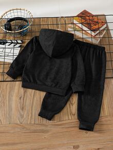 SHEIN 2pcs Young Boy Casual Tie-Dye Solid Color Sweatshirt + Pants Set, Suitable For Daily Wear, School, Travel, Outdoor Play, Spring And Autumn - Black - View 2
