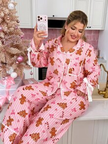 Slumberry CURVE طقم بيجامة مقاس كبير بأكمام طويلة وياقة أمامية بأزرار وفيونكة وطبعة قلوب مخططة - وردي - مشاهدة 6