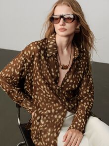 Aveloria Modichic Blus Chiffon Longgar Kerah Kancing Depan Lengan Panjang Semi Transparan Elegan Cokelat Motif Bintik Macan Tutul Tidak Beraturan Pakaian Musim Gugur untuk Wanita Thanksgiving - MultiWarna - View 1