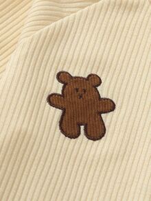 SHEIN Playful Pals 2件組少女可愛熊貼布羅紋針織開襟衫與復古燈芯絨喇叭褲套裝，落肩長袖秋季休閒服飾 - 杏色 - 查看 4