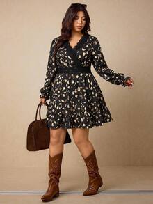 SHEIN CURVE+ Plus Size Autumn Vintage Floral Lace Trim V-Neck A-Line Dress - Black - View 8