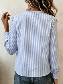 SHEIN Women's Minimalist Commuter V-Neck Casual Loose Button Decor Long Sleeve College Style Daily Wear Blouse - White - View 2