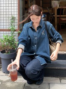 DAZY Women's Casual Striped Cuff Patchwork Cartoon Embroidered Denim Top - Blue - View 2