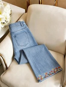 GlowEve 女款花卉刺繡牛仔褲 - 淺色水洗藍 - 查看 2