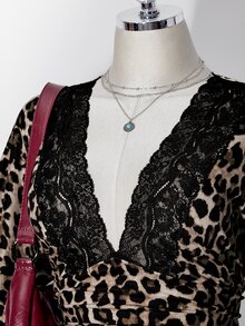 SHEIN ICON Women's Plus Size Leopard Print Contrast Lace V-Neck Fitted Top - Brown - View 5