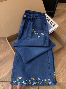 GlowEve CURVE Celana Jeans Denim Saku Kancing Bordir Serbaguna Ukuran Plus, Formal Pantai Biru dan Kuning, Kasual Musim Panas, Peri - Dark Wash - View 3