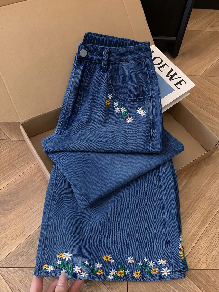 GlowEve CURVE 大尺碼時尚百搭刺繡鈕扣口袋牛仔褲 正式海灘風 藍黃配色 夏季休閒仙女風 - 深色水洗藍 - 查看 1
