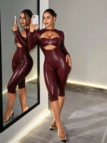 SHEIN BamGlam جمبسوت نسائي برقبة دائرية وتصميم مفرغ وضيق بأكمام طويلة - عنابي اللون - مشاهدة 1