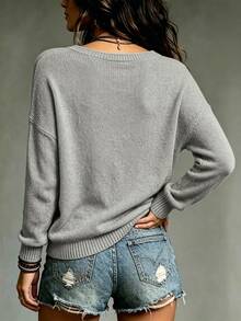 SHEIN 女款純色V領休閒日常長袖針織衫 - 灰色 - 查看 2