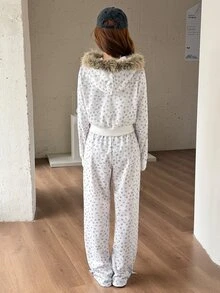 K-Vae Women's Korean Style Gentle Ditsy Floral Oversized Fur Collar Sweatshirt & Wide Leg Sweatpants Casual Versatile Set - Multicolor - View 2